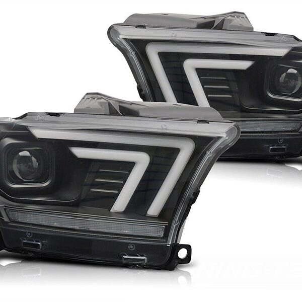 Комплект ксенонови фарове с динамични мигачи за Dodge Durango 2010-2013 с черна основа