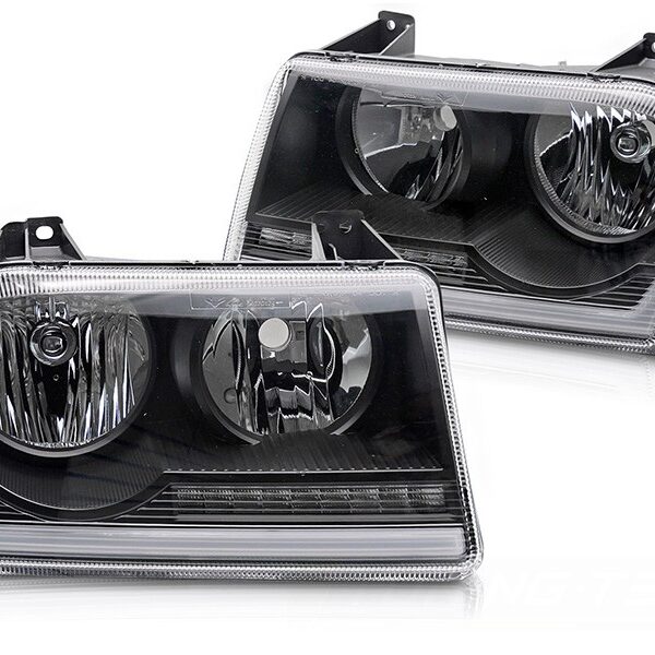 Комплект тунинг фарове за Chrysler 300C 2005-2008 с черна основа, с динамични мигачи, ляв и десен