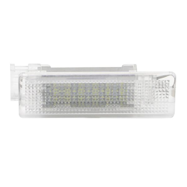 LED плафон за багажно отделение на VW Golf 4,5,6,7,Passat,Passat CC,Polo,Caddy,EOS,Jetta,Scirocco,Tiguan,Touran,Touareg,Transporter, Seat Altea,Cordoba,Ibiza,Leon,Toledo
