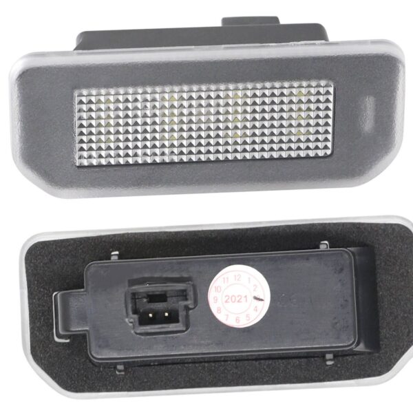 Комлект LED плафони за регистрационен номер на Tesla модел 3 след 2017 година, модел Y след 2020 година