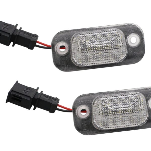 Комлект LED плафони за регистрационен номер на Volkswagen Golf 3 1991-1997, Golf 3 кабрио 1993-1998, Polo комби 6V5 1997-2001, Polo класик 6V2 1995-2001