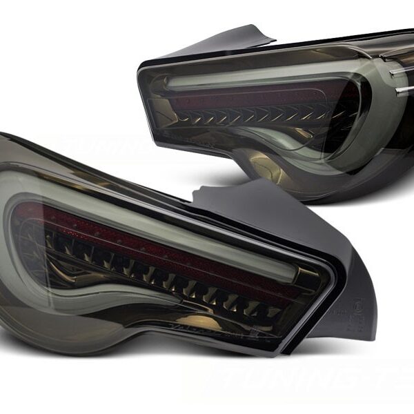 Комплект тунинг LED стопове за Toyota GT86 2012-2021 с опушена основа, ляв и десен