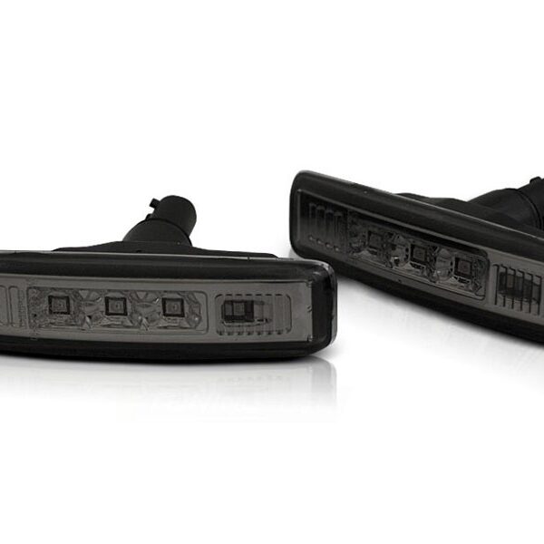 Комплект странични LED мигачи за BMW серия 5 E39 седан/комби 1995-2003 с опушена освана ляв + десен