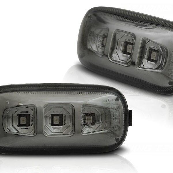 Комплект странични LED мигачи за Audi A4 B6 2001-2004/A4 B7 2004-2008 с черна основа ляв + десен