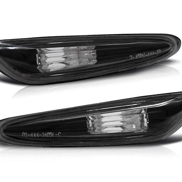 Комплект странични мигачи за BMW серия 3 E46 седан/комби 2001-2005/серия 5 E60/E61 2003-2010/X3 E83 2003-2010 с черна освана ляв + десен