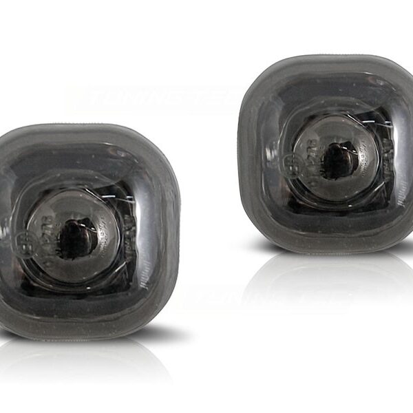 Комплект странични мигачи за Audi A3 1996-2000/A4 1994-1998/Skoda Fabia 2000-2004/Octavia 1997-2004 с черна основа ляв + десен