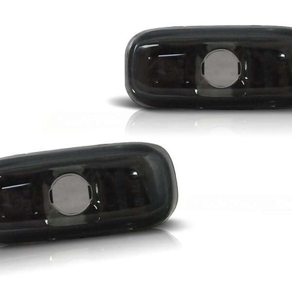 Комплект странични мигачи за Audi A3 09.2000-04.2003/A4 B5 01.1999-09.2000/A6 C5 05.1997-05.2004/TT 1999-2006 с черна основа ляв + десен