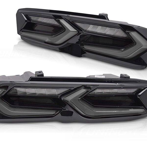 Комплект тунинг LED стопове за Chevrolet Camaro 2019-2023, с динамичен мигач, черно-опушена основа, ляв и десен